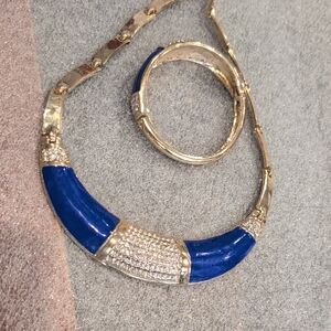 Elegant Blue and Gold Necklace and Bracelet Set